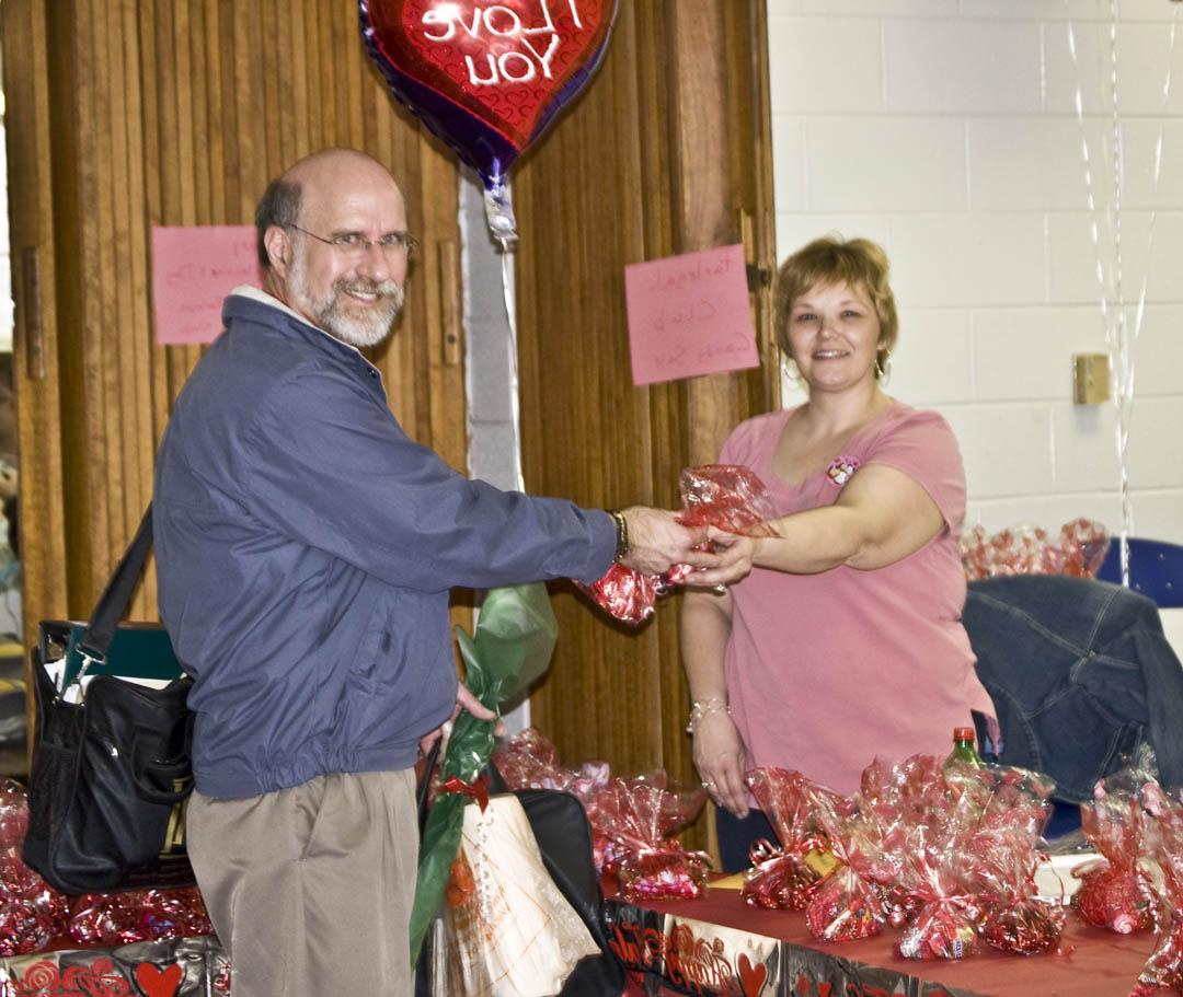 Central Carolina SGA sweetens Valentine�s Day